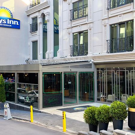 Days Inn By Wyndham Istanbul Bomonti Buitenkant foto